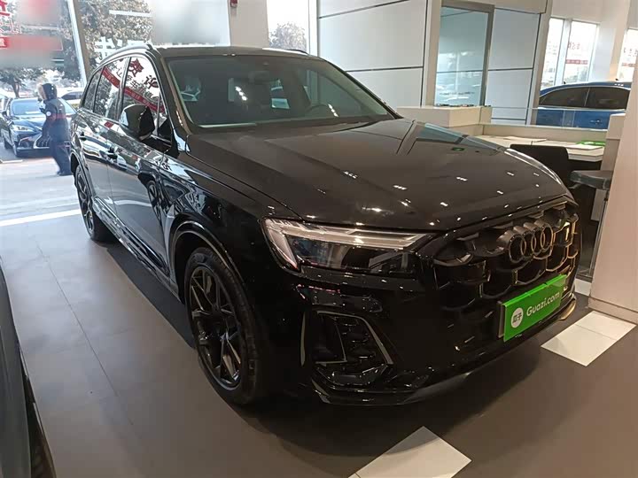 Audi Q7 2024 2024款 45 TFSI quattro S line黑武士型