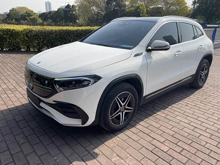 Mercedes-Benz EQA 2022 2022款 EQA 300 4MATIC 首发特别版