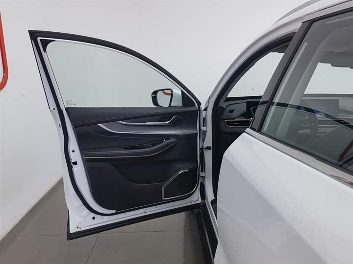 Exeed LX C-DM Hybrid 2022 2022款 1.5TCI-DHT 105KM乘风起版