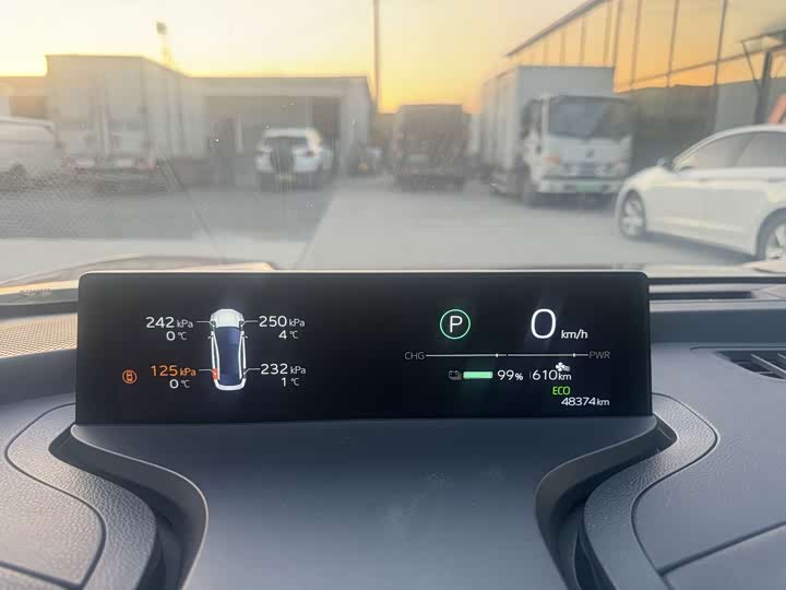 Toyota bZ3 2024 2024款 616km 长续航 Premium