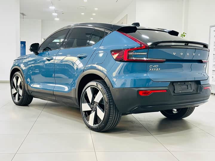 Volvo C40 2023 2023款 四驱高性能版 PRO