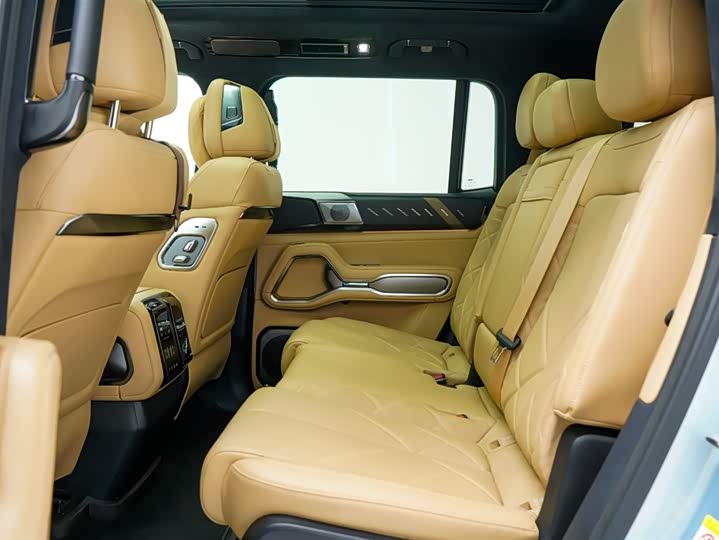 BYD FangChengBao Leopard 8 2025 2025款 智勇旗舰版 7座