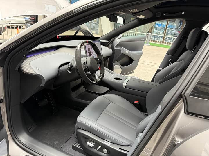 Xiaomi YU7 2025 2025款 超长续航高性能四驱Max版