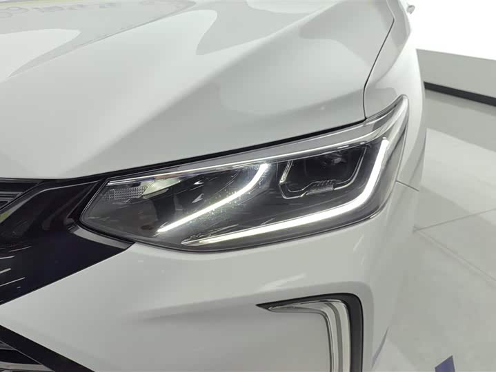 2022 Chevrolet Tracker