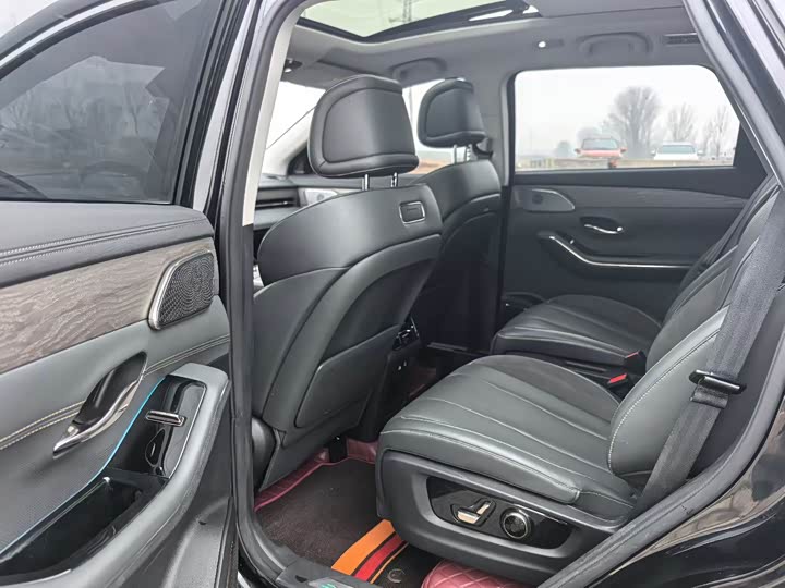 Jetour Shanhai L9 2025 2025款 1.5TD 2DHT 豪华版 6座