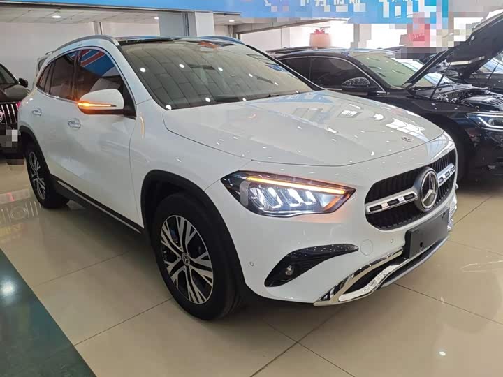 2025 Mercedes-Benz GLA-Class