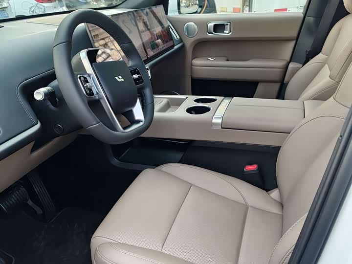 LiXiang L6 2025 2025款 Pro 智能焕新版