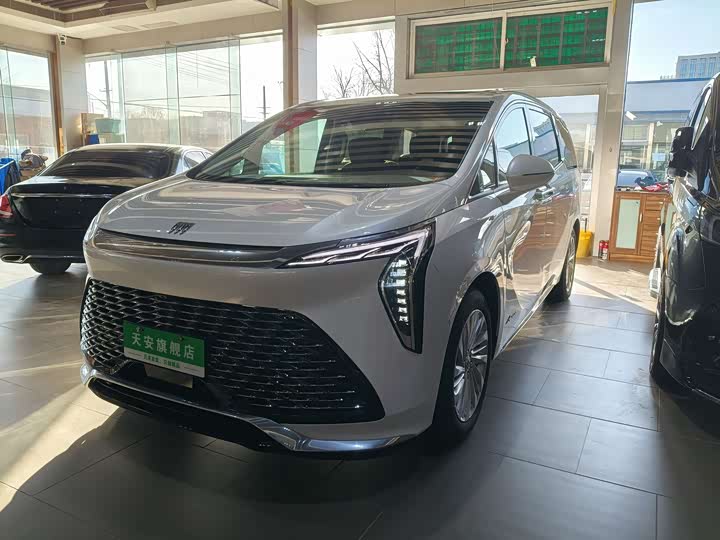 Buick GL8 Century 2025 2025款 2.0T 七座蕴世版