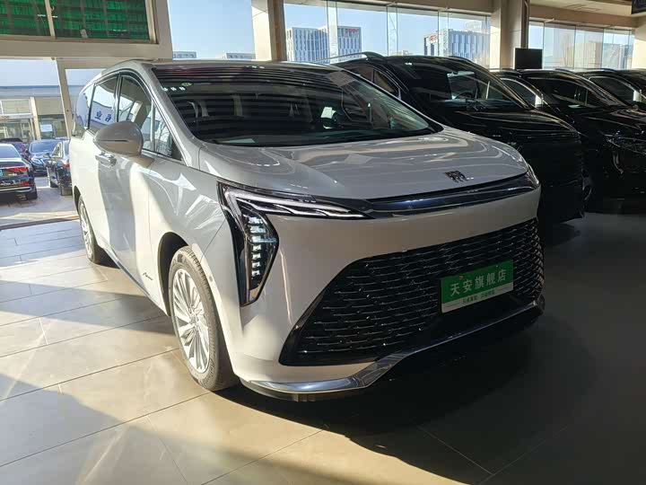 Buick GL8 Century 2025 2025款 2.0T 七座蕴世版