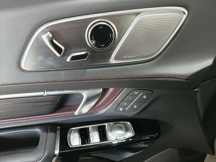 Buick GL8 Century 2025 2025款 2.0T 七座蕴世版