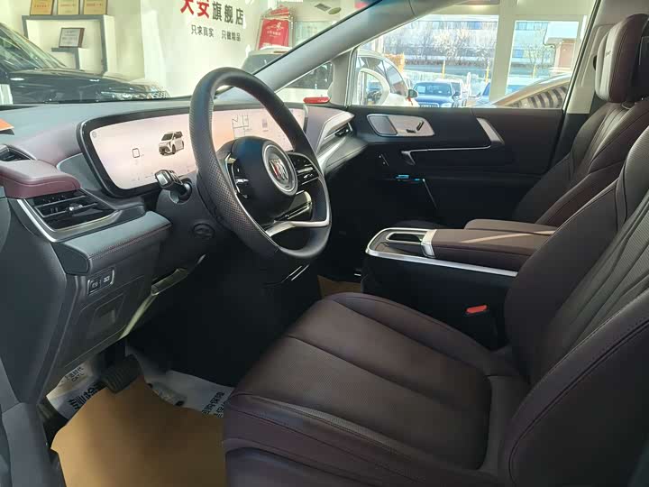 Buick GL8 Century 2025 2025款 2.0T 七座蕴世版