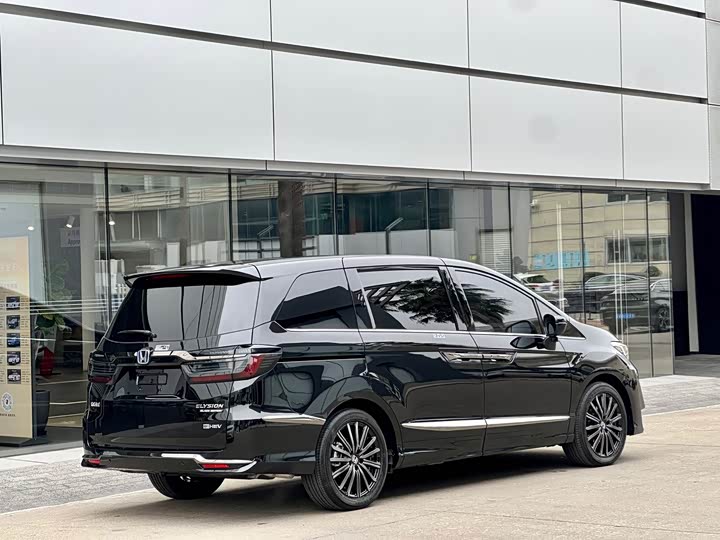 Honda Elysion 2026 2026款 2.0L e:HEV 豪华黑爵士版