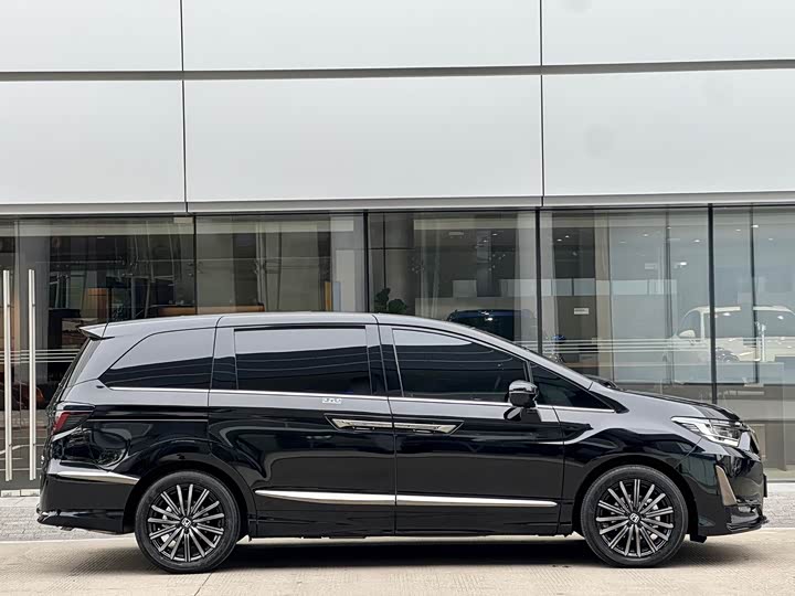 Honda Elysion 2026 2026款 2.0L e:HEV 豪华黑爵士版