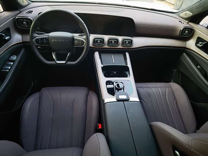 Chery Tiggo 9 2025 2025款 2.0T 双离合两驱豪享版 5座