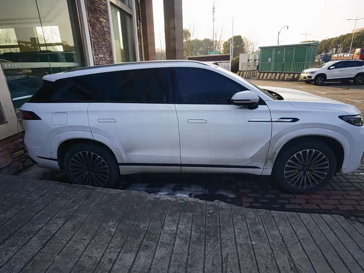 Chery Tiggo 9 2025 2025款 2.0T 双离合两驱豪享版 5座