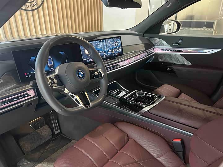 BMW i7 2023 2023款 xDrive60L M运动套装