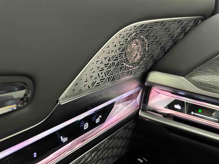 BMW i7 2023 2023款 xDrive60L M运动套装