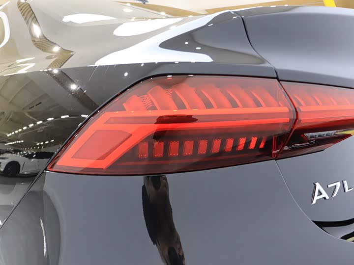 Audi A7L 2024 2024款 45 TFSI 豪华型