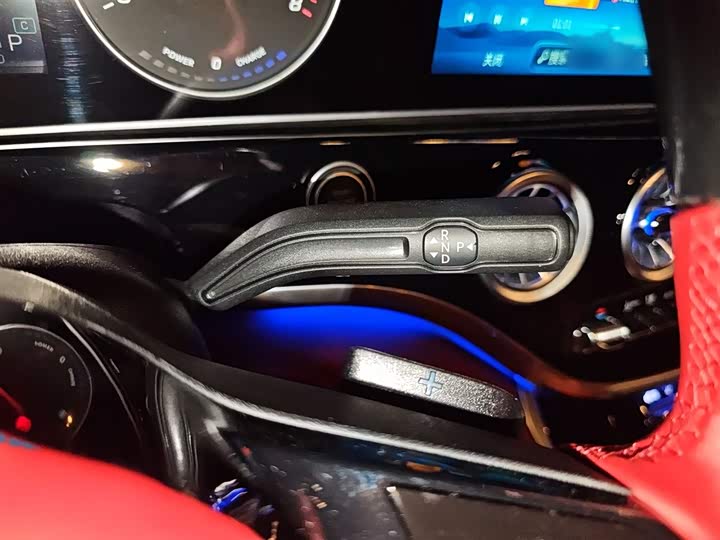 Mercedes-Benz Vito 2024 2024款 2.0T 精英版 7座