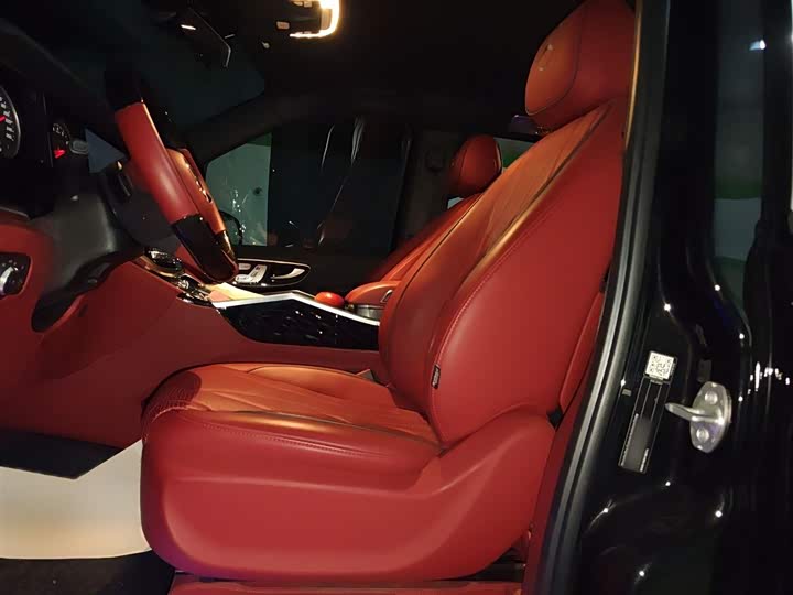 Mercedes-Benz Vito 2024 2024款 2.0T 精英版 7座