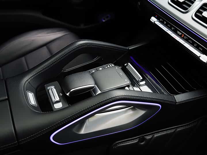 Mercedes-Benz GLE-Class Coupe 2022 2022款 GLE 350 4MATIC 轿跑SUV 豪华型