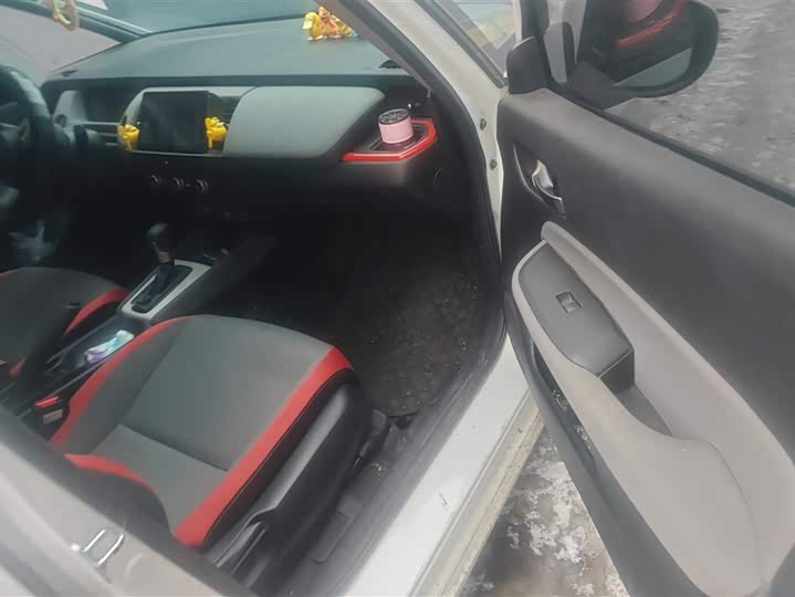 Honda Life 2021 2021款 1.5L CVT SPORT心动版