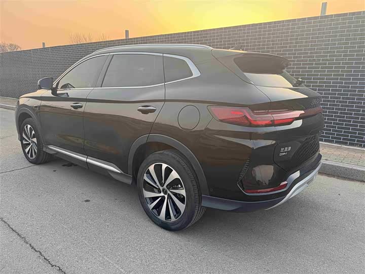 2025 BYD Song Plus Hybrid/EV