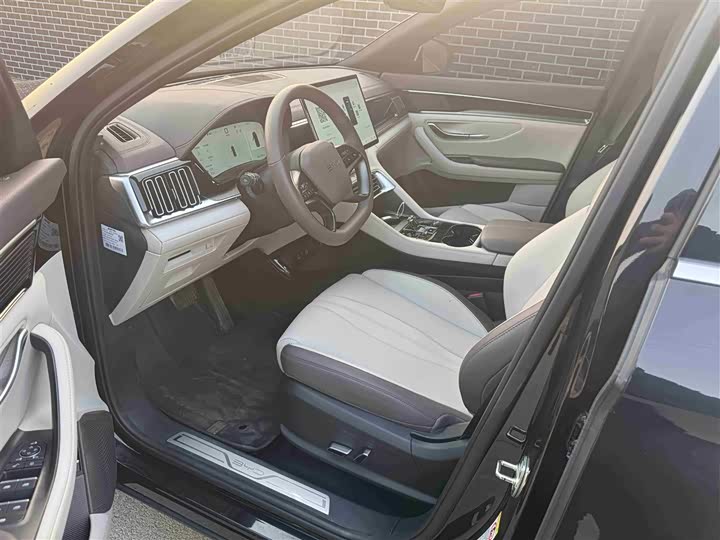 2025 BYD Song Plus Hybrid/EV