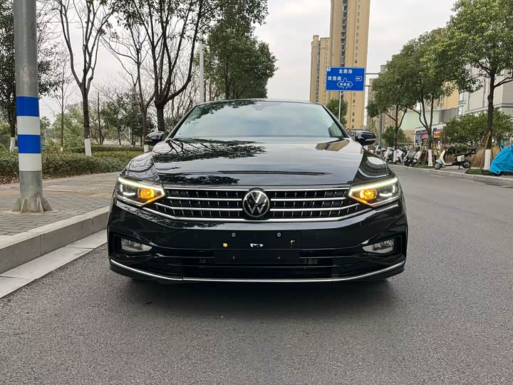 Volkswagen Magotan 2025 2025款 改款 众享款 330TSI DSG豪华型