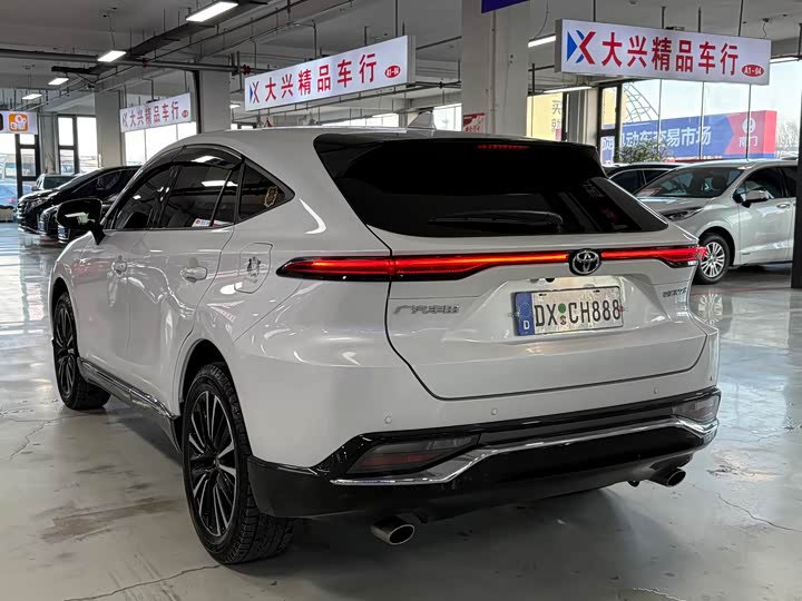 Toyota Venza 2024 2024款 2.0L CVT两驱尊贵版