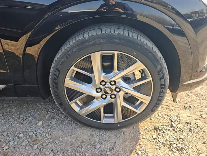 Cadillac Optiq 2024 2024款 标准续航版