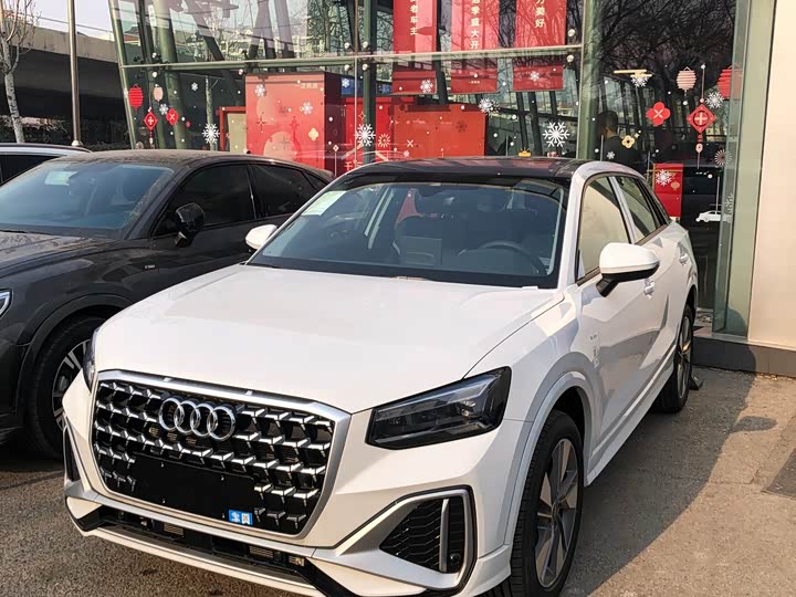 2025 Audi Q2L