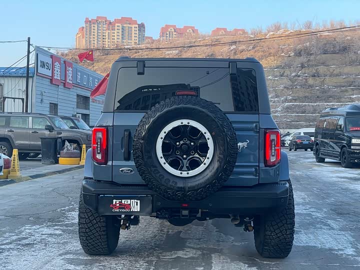 Ford Bronco 2024 2024款 2.3T 荒地