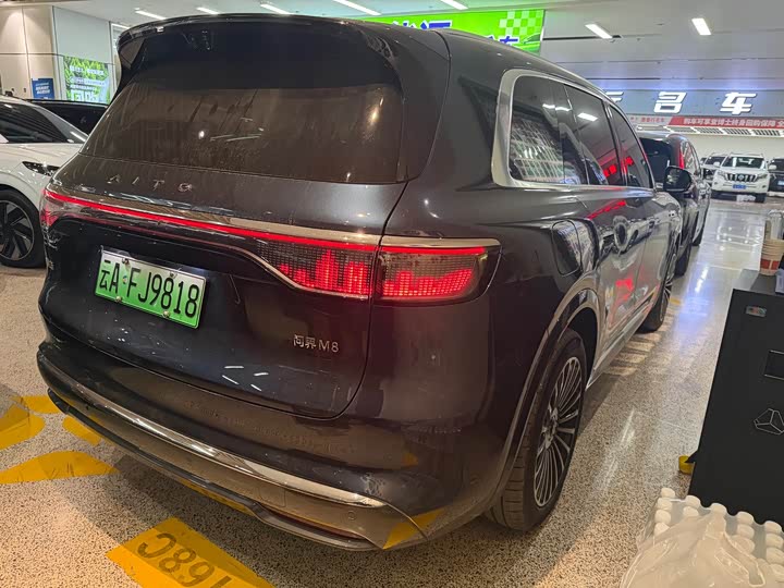 Aito M8 2025 2025款 增程 Ultra版 53.4kWh 5座版