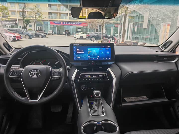 Toyota Venza 2023 2023款 2.5L智能电混双擎 两驱尊贵版