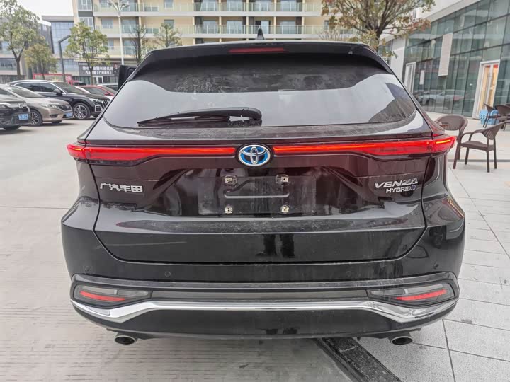 Toyota Venza 2023 2023款 2.5L智能电混双擎 两驱尊贵版