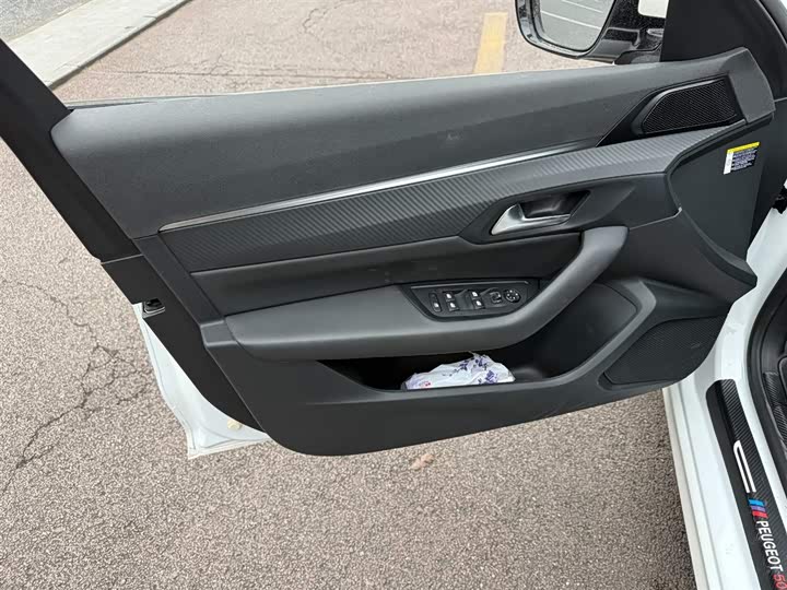 Peugeot 508 2021 2021款 508L 360THP PureTech 先锋版