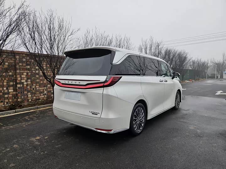 Lexus LM 2023 2023款 500h 六座尊崇版