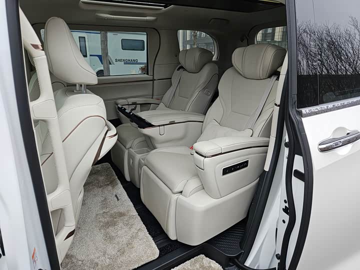 Lexus LM 2023 2023款 500h 六座尊崇版