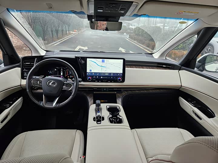 Lexus LM 2023 2023款 500h 六座尊崇版