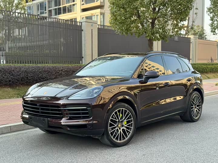 Porsche Cayenne Hybrid 2023 2023款 Cayenne E-Hybrid 2.0T 铂金版