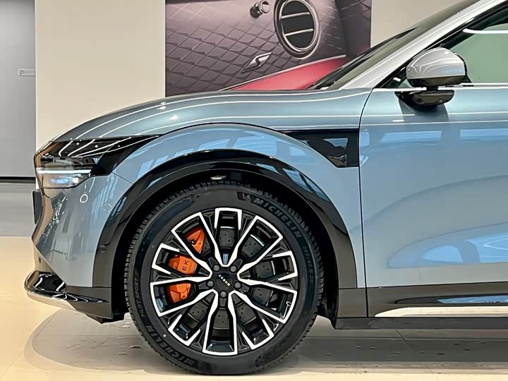 Zeekr 7X 2025 2025款 100kWh 长续航四驱智驾版