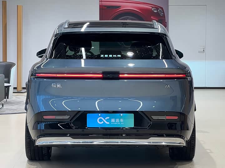 Zeekr 7X 2025 2025款 100kWh 长续航四驱智驾版