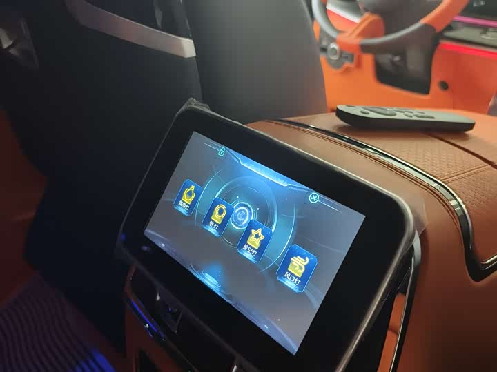 Mercedes-Benz Vito 2024 2024款 2.0T 精英版 7座