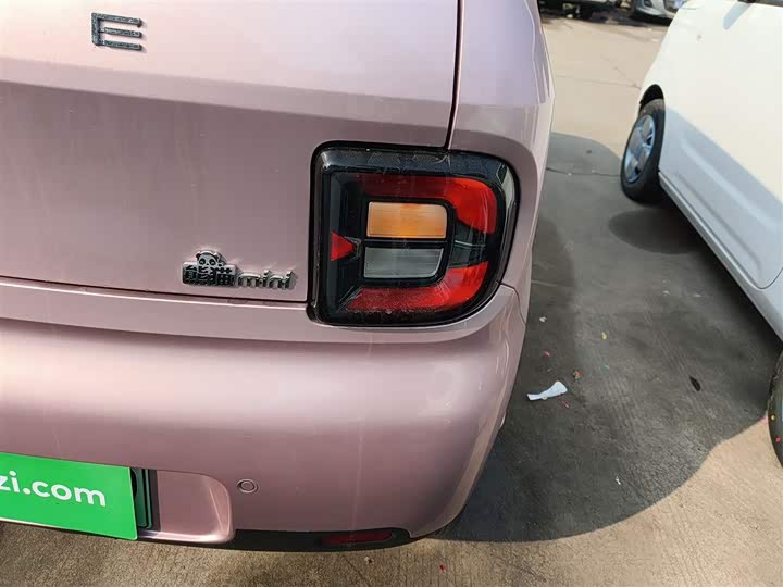 Geely Galaxy Panda Mini 2025 2025款 熊猫mini 210km 元气熊