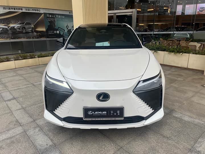2023 Lexus RZ