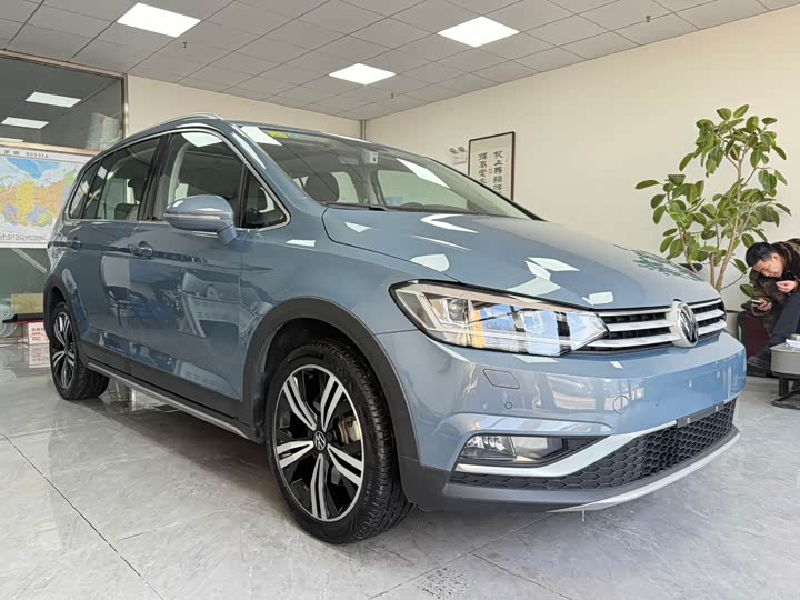 Volkswagen Touran L 2021 2021款 途安L 280TSI DSG拓界版 6座