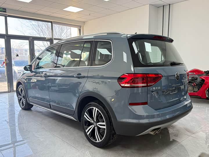 Volkswagen Touran L 2021 2021款 途安L 280TSI DSG拓界版 6座
