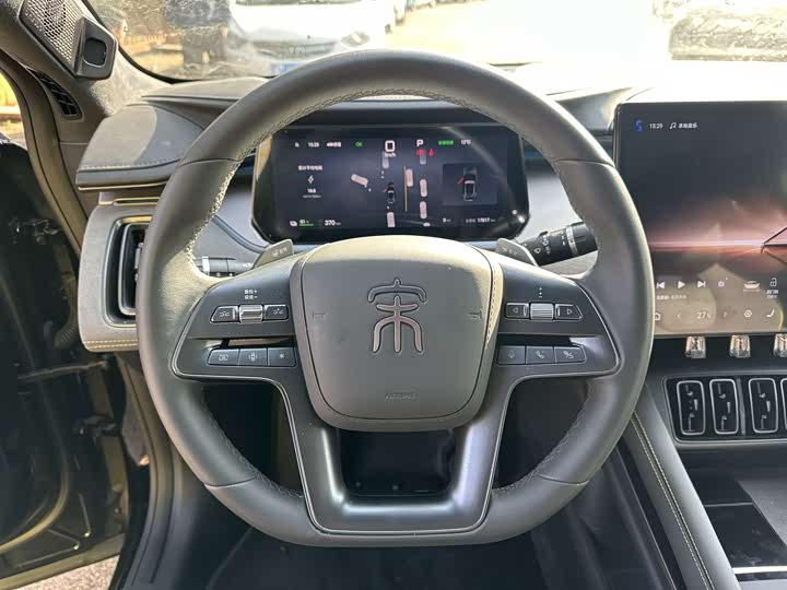 BYD Song L 2025 2025款 智驾版 602km 激光雷达四驱型