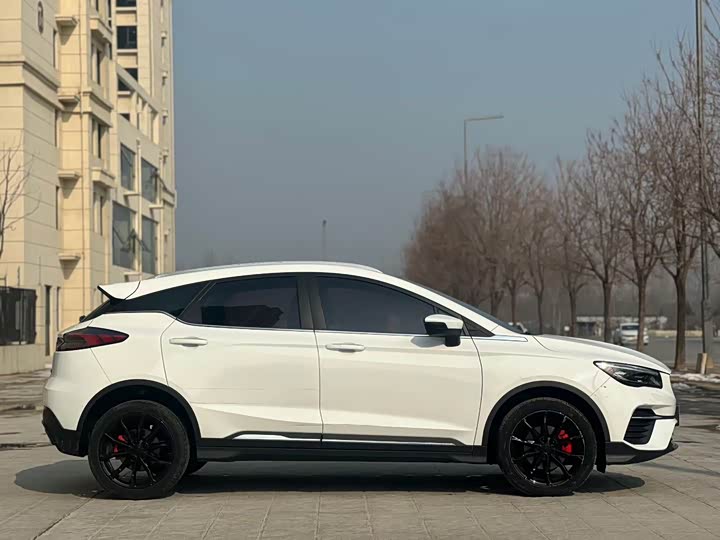 Geely Emgrand GS 2021 2021款 1.4T CVT尊贵型